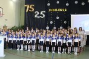 Przepiękny jubileusz lewiczyńskiej szkoły, foto nr 9, Krzysztof Kowalski